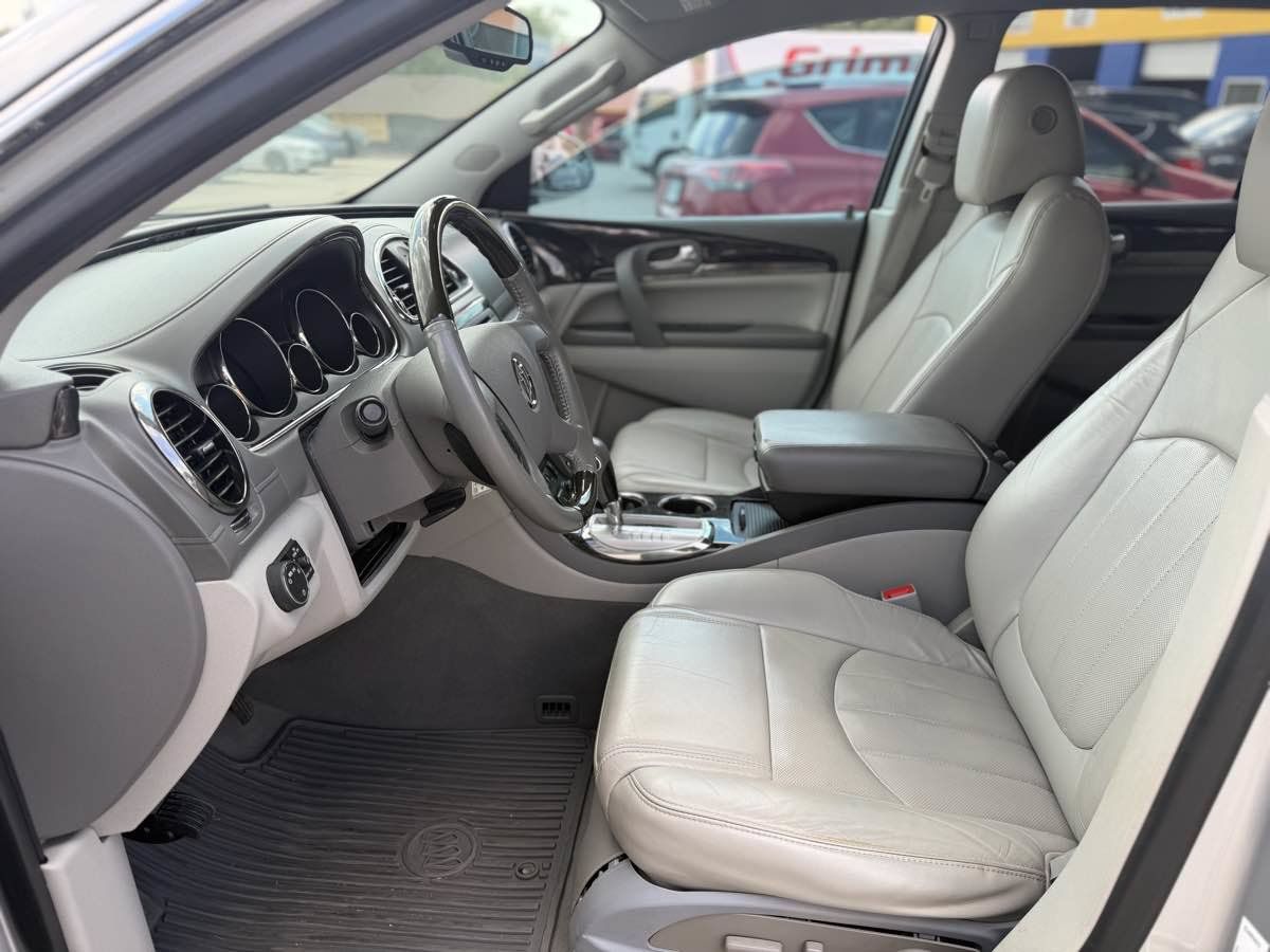 Used 2015 Buick Enclave Leather FWD image 12