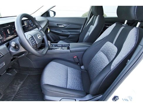 New 2026 Nissan Sentra SV w/ Floor Mat Package image 6
