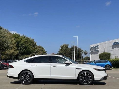 New 2025 Honda Accord Touring image 3