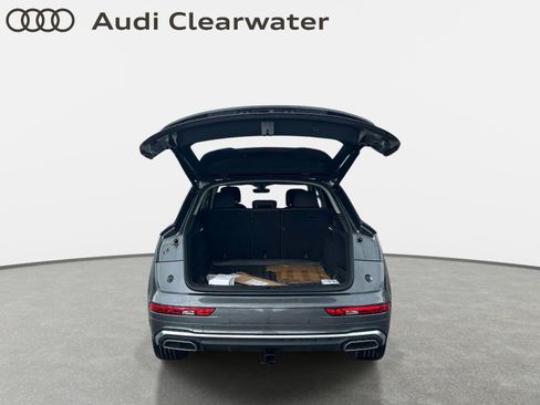 Used 2023 Audi Q5 2.0T Premium Plus w/ Premium Plus Package AWD/4WD image 5