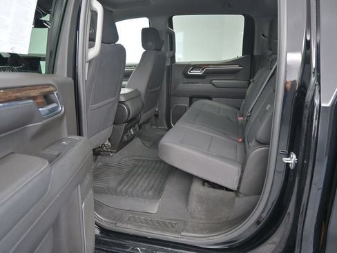 Used 2022 GMC Sierra 1500 Elevation AWD/4WD image 18