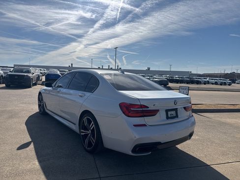 Used 2017 BMW 750i 750i image 12
