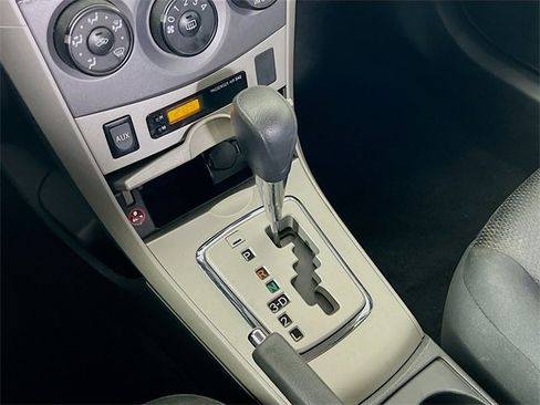 Used 2010 Toyota Corolla S image 19