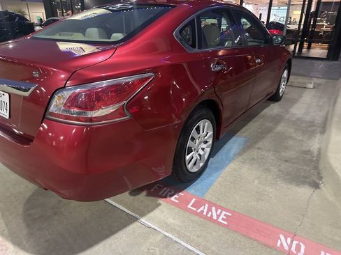 Used 2015 Nissan Altima 2.5 S w/ Power Driver Seat Package image 5