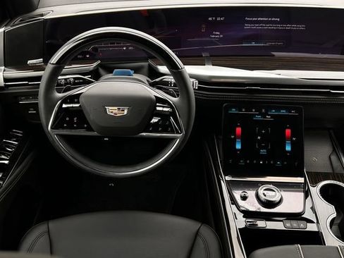 New 2026 Cadillac Escalade ESV 4WD image 10