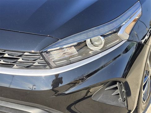 Certified 2022 Kia Forte LXS image 15