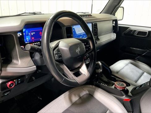 Used 2024 Ford Bronco Black Diamond image 14