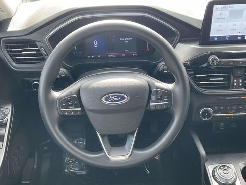Certified 2025 Ford Escape Active image 8