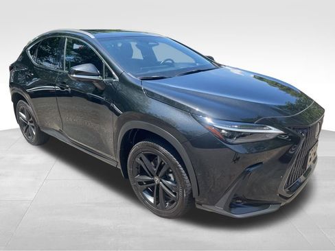 Used 2024 Lexus NX 450h+ AWD w/ Luxury Package image 10