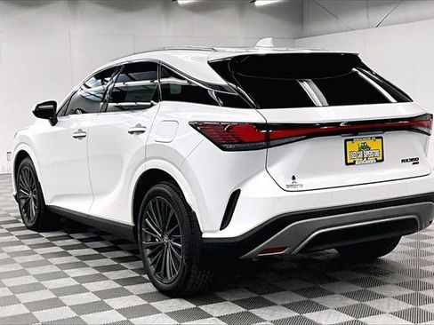 Used 2025 Lexus RX 350 Premium w/ Convenience Package image 2