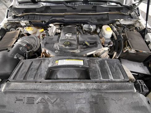 Used 2010 Dodge Ram 2500 Truck SLT AWD/4WD image 11