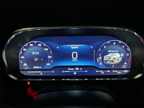 Used 2024 Chevrolet Tahoe LT image 11