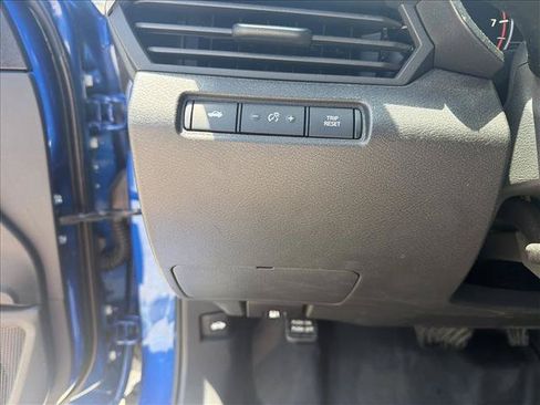 Used 2025 Nissan Altima 2.5 SR FWD image 8
