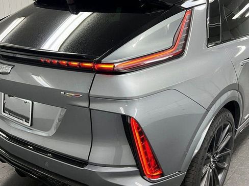 New 2026 Cadillac Lyriq V w/ Exterior Carbon Fiber Package image 12