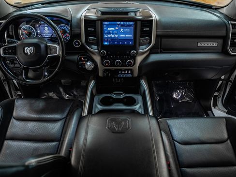 Used 2022 RAM 1500 Laramie AWD/4WD image 29
