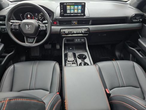 Certified 2025 Honda Pilot TrailSport image 21