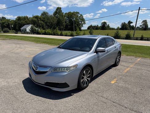 Used 2015 Acura TLX w/ Technology Package FWD image 2