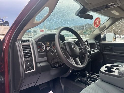 Used 2017 RAM 2500 Tradesman w/ Chrome Appearance Group image 23