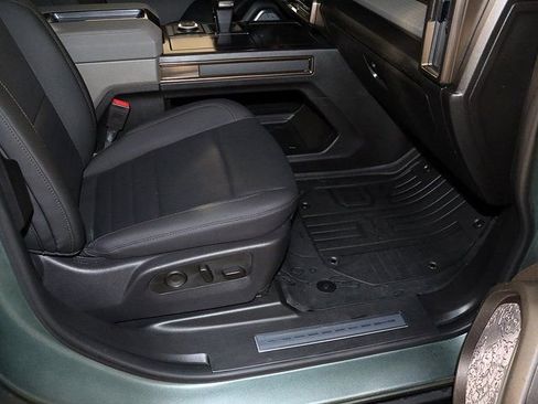 Used 2024 GMC Hummer EV 3X image 37