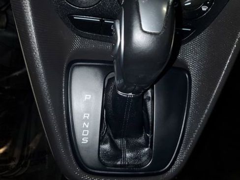 Used 2016 Ford Transit Connect XLT image 25