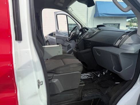 Used 2017 Ford Transit 250 130 Low Roof RWD image 9