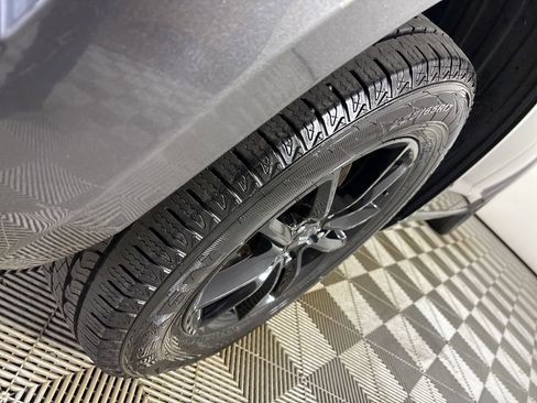 Used 2020 Dodge Journey SE w/ SE Popular Equipment Group image 31