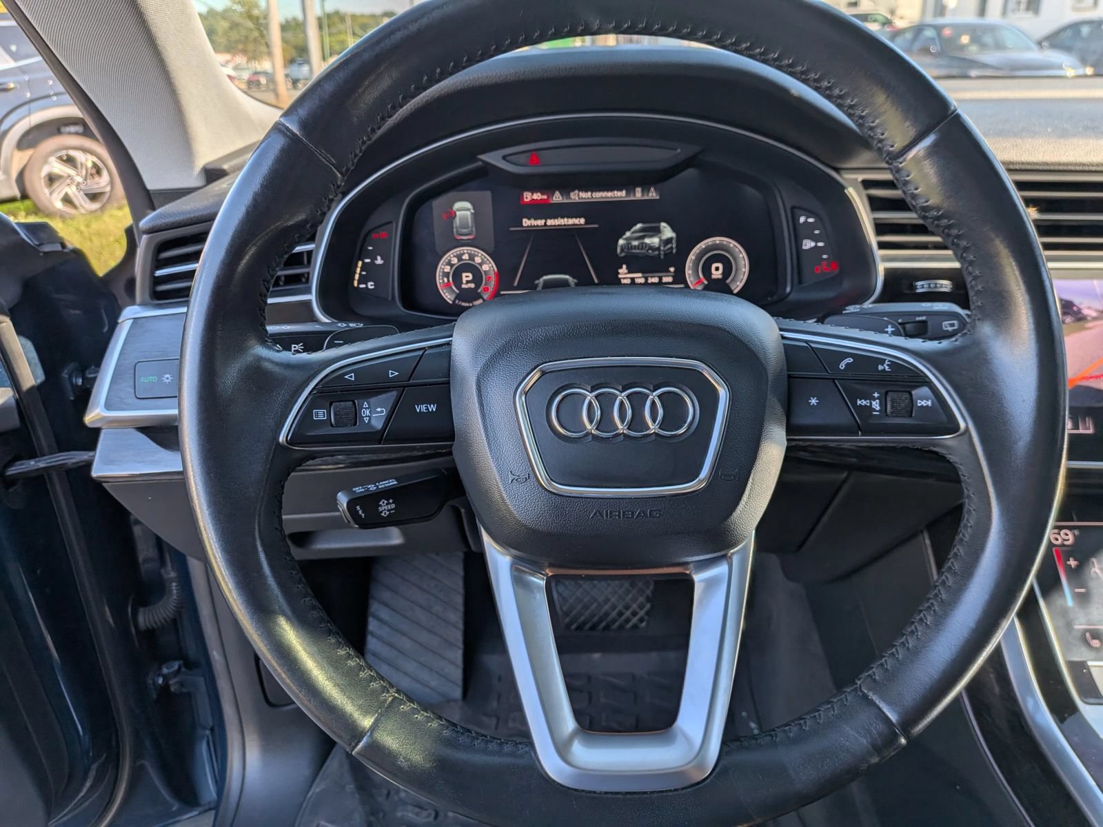 Used 2019 Audi Q8 Premium Plus w/ Premium Plus AWD/4WD image 54