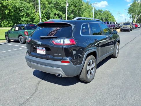 Used 2021 Jeep Cherokee Limited AWD/4WD image 6