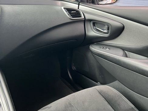 Used 2020 Nissan Murano S w/ Technology Package image 16