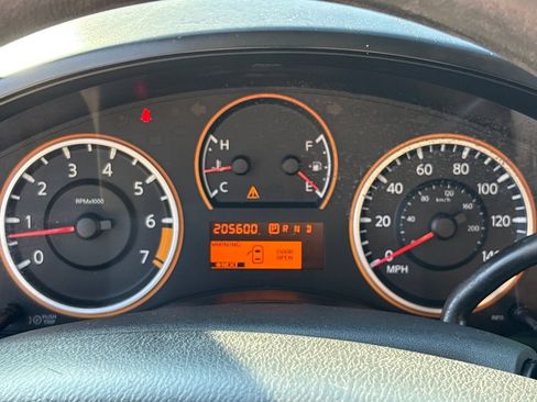 Used 2015 Nissan Titan S w/ S Popular Equipment Package image 23