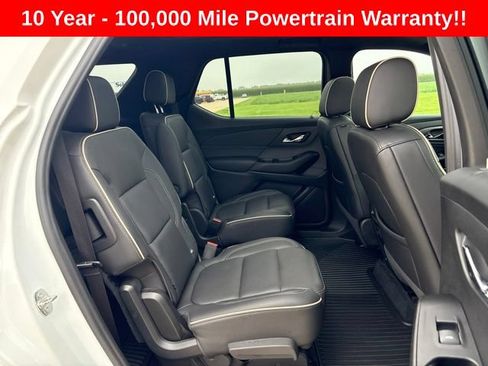 Used 2023 Chevrolet Traverse Premier AWD/4WD image 20