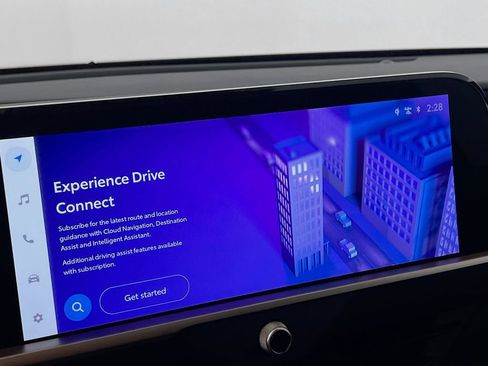 Used 2025 Toyota Crown Signia w/ Advanced Technology Package image 13