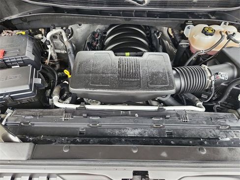 Used 2024 Chevrolet Silverado 1500 ZR2 w/ Technology Package image 29