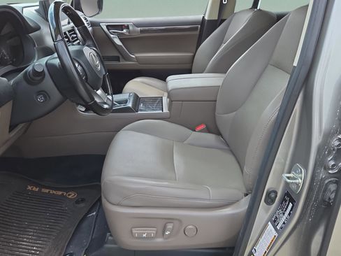 Used 2022 Lexus GX 460 Premium w/ Premium Plus Package AWD/4WD image 9