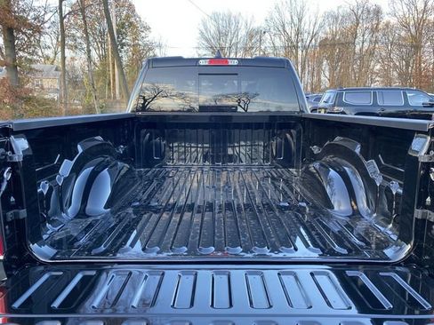 Used 2022 RAM 1500 Big Horn AWD/4WD image 16