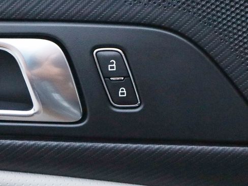 Used 2024 Ford Mustang GT Premium image 16