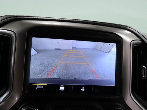 Used 2019 Chevrolet Silverado 1500 LT Trail Boss AWD/4WD image 12