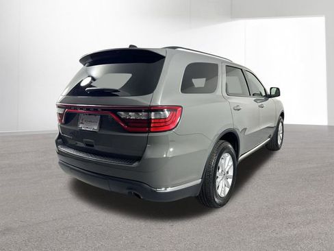 Used 2023 Dodge Durango SXT image 34