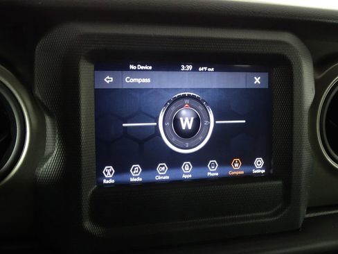 Used 2022 Jeep Wrangler Unlimited Sport image 36