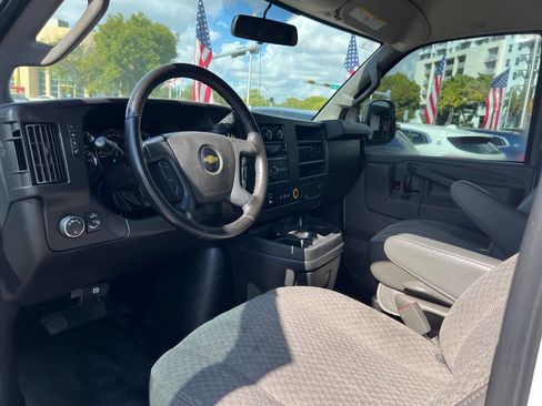 Used 2021 Chevrolet Express 2500 w/ Driver Convenience Package image 9