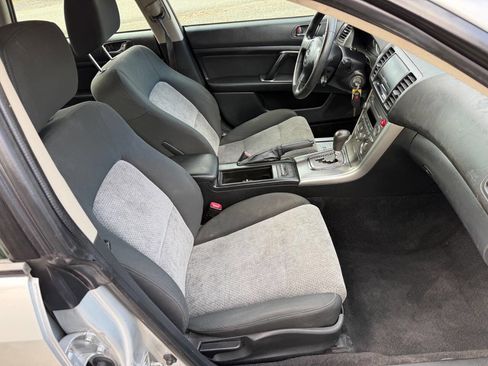 Used 2006 Subaru Outback 2.5i image 14