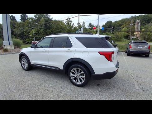 Certified 2024 Ford Explorer XLT w/ Equipment Group 202A AWD/4WD image 6