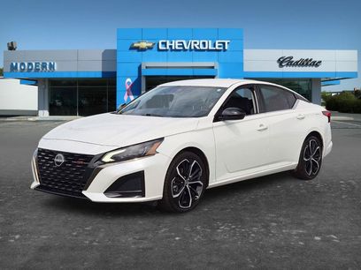 Used 2023 Nissan Altima 2.5 SR