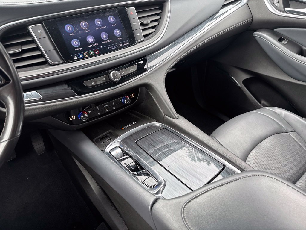 Used 2023 Buick Enclave Essence FWD image 21