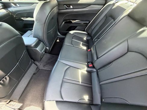 Used 2025 Kia K5 GT-Line w/ GT-Line Premium Package FWD image 13