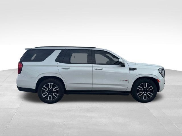 Used 2023 GMC Yukon AT4 w/ AT4 Premium Plus Package AWD/4WD image 4