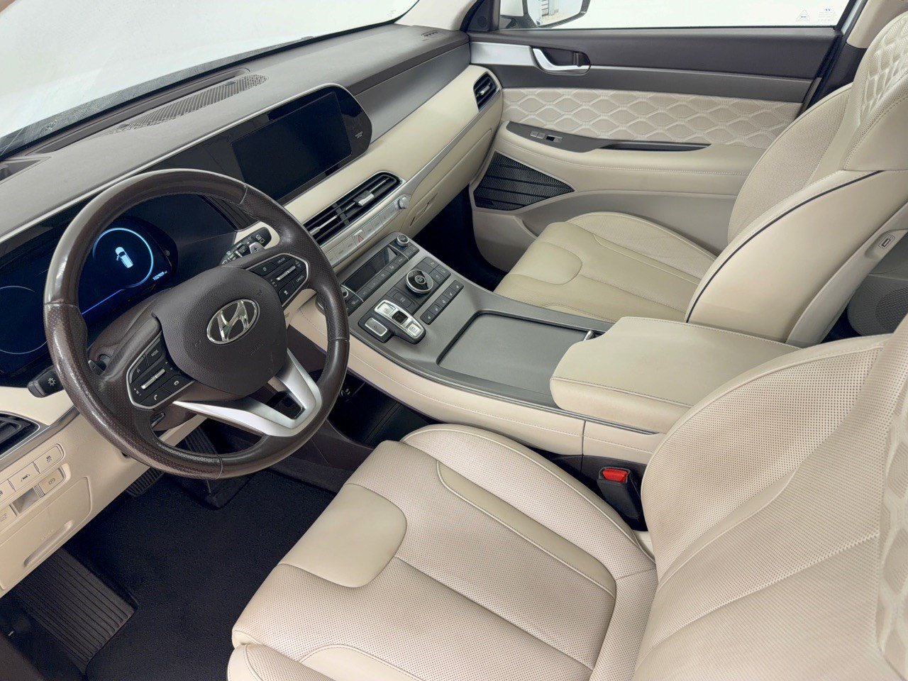 Used 2020 Hyundai Palisade Limited FWD image 4