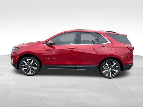 Used 2024 Chevrolet Equinox Premier AWD/4WD image 4