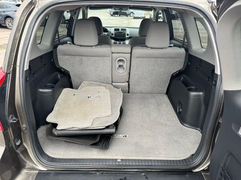Used 2012 Toyota RAV4 4WD w/ Upgrade Value Pkg image 24