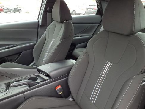 Used 2026 Hyundai Elantra Sport image 15